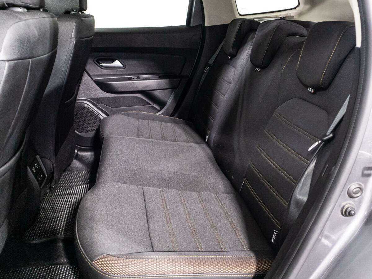 Б/У Рено Дастер 2021 года. Фото: #9