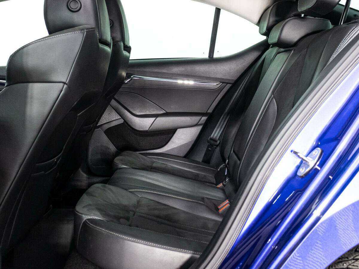 Б/У Шкода Октавия 2020 года. Фото: #9