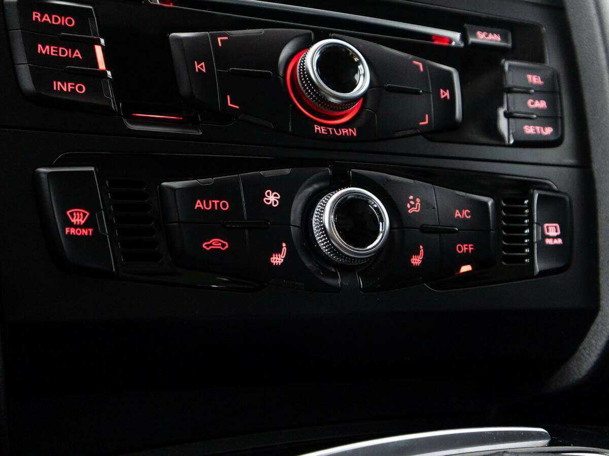 Б/У Ауди А4 2015 года. Фото: #15