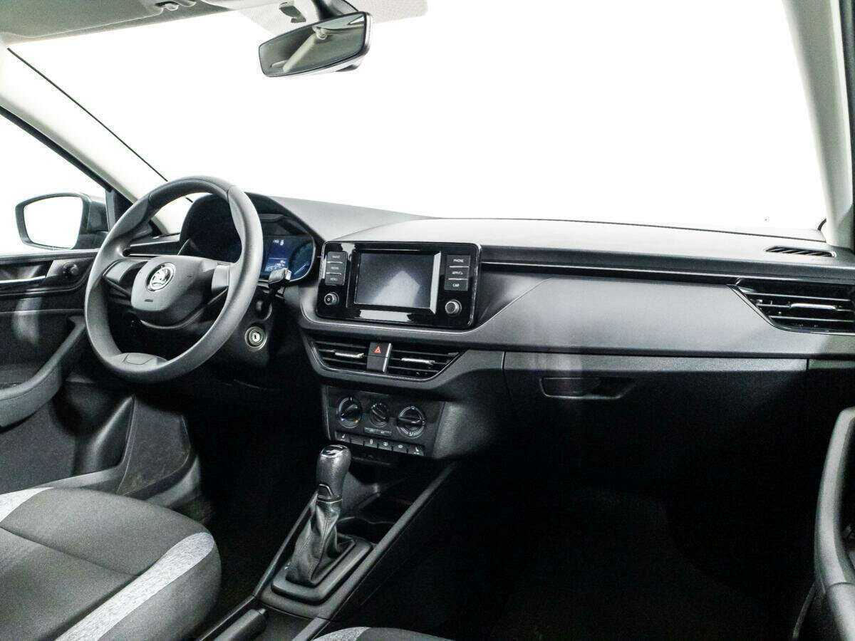 Б/У Шкода Рапид 2021 года. Фото: #8