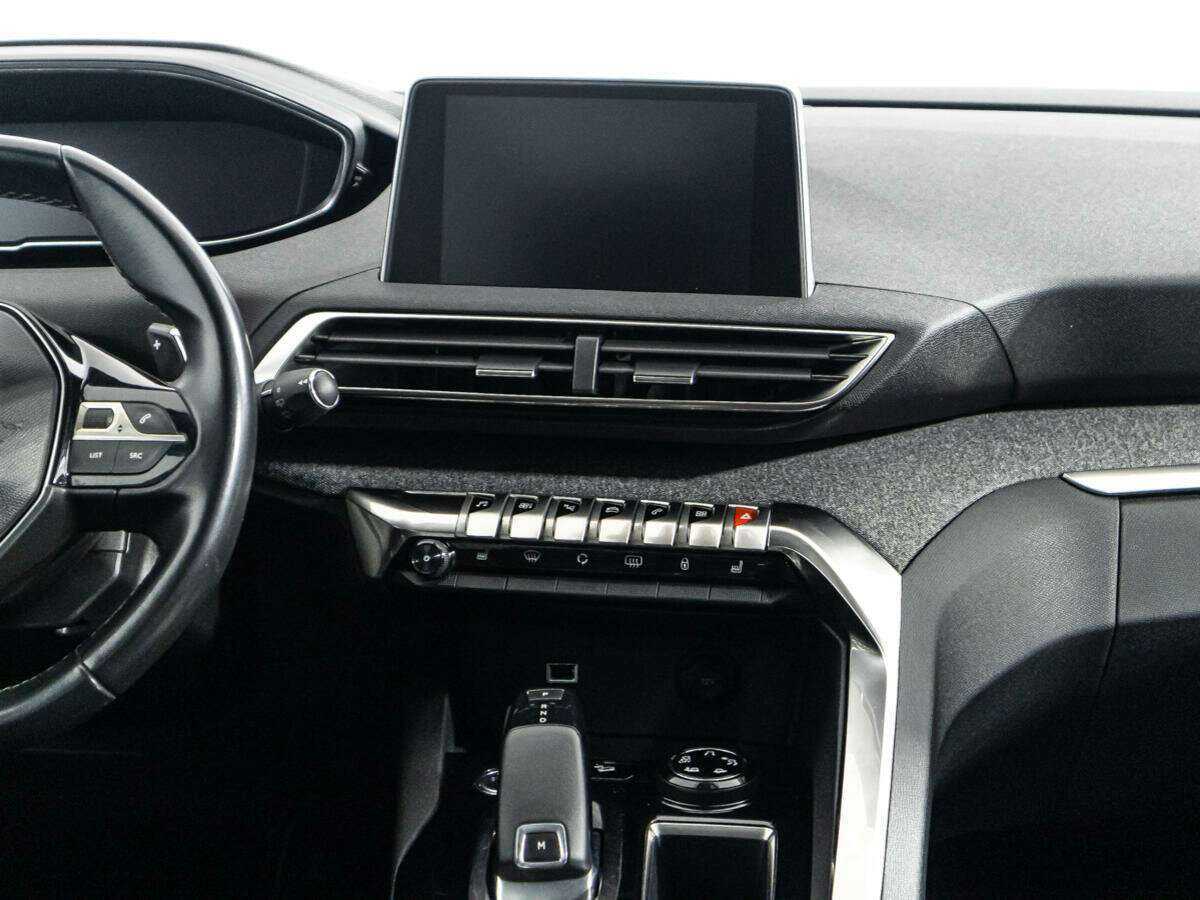 Б/У Пежо 3008 2018 года. Фото: #13