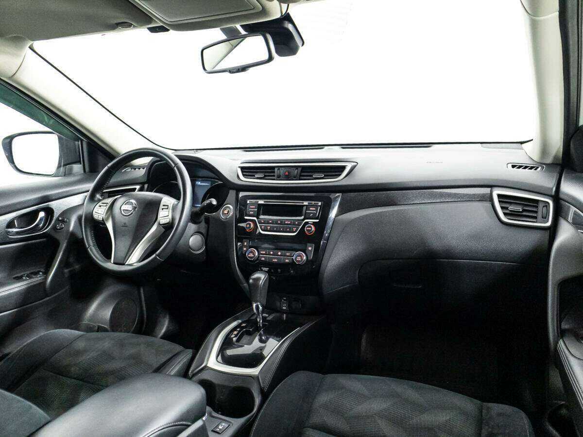 Б/У Ниссан Икс-Трейл 2016 года. Фото: #8