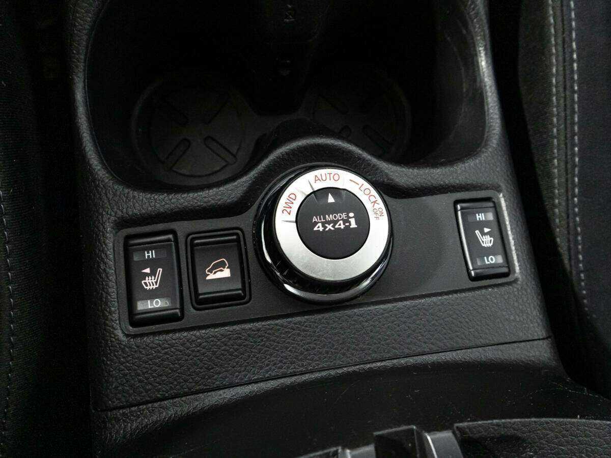 Б/У Ниссан Икс-Трейл 2016 года. Фото: #16