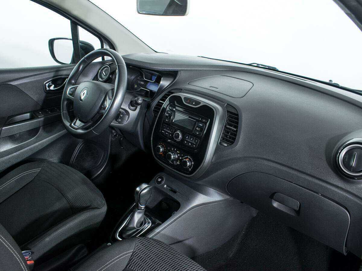 Б/У Рено Каптюр 2016 года. Фото: #8