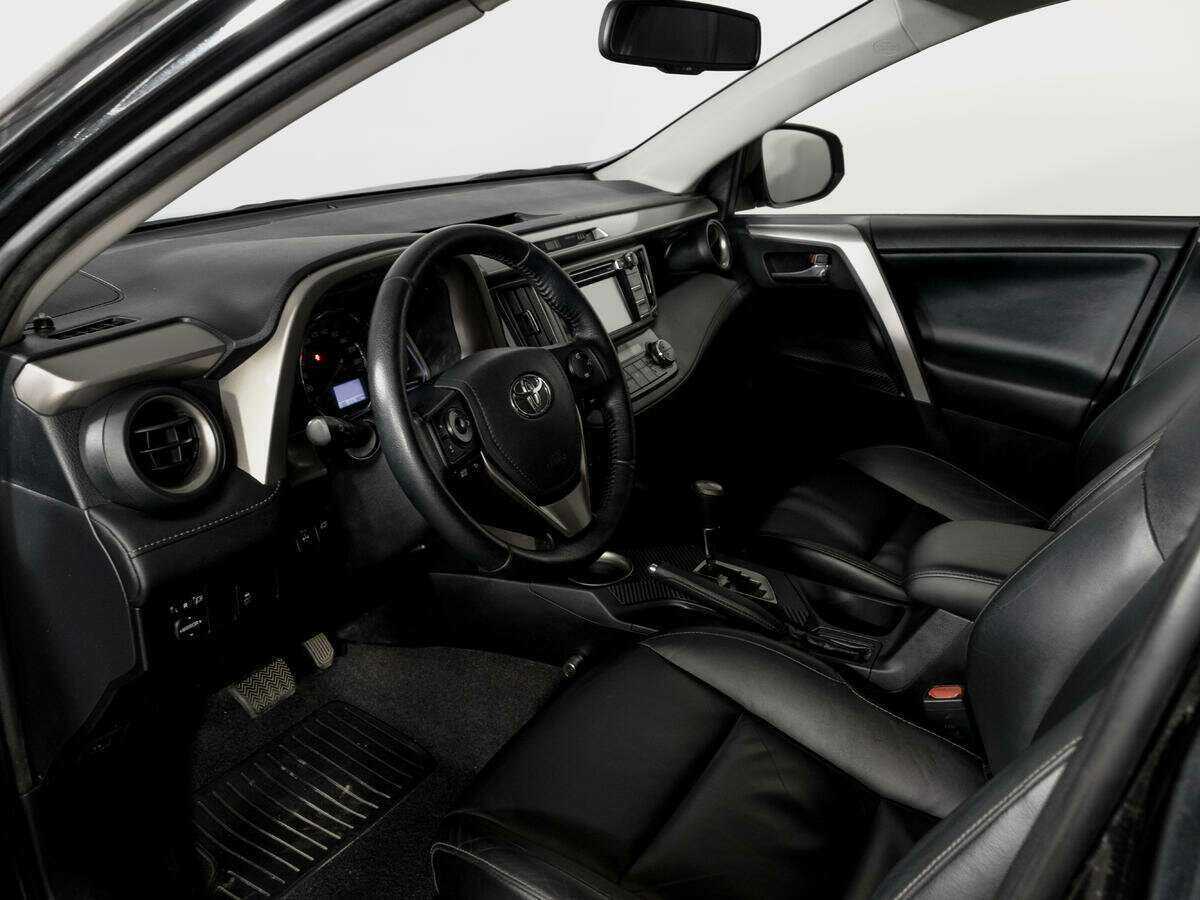 Б/У Тойота Рав4 2014 года. Фото: #14