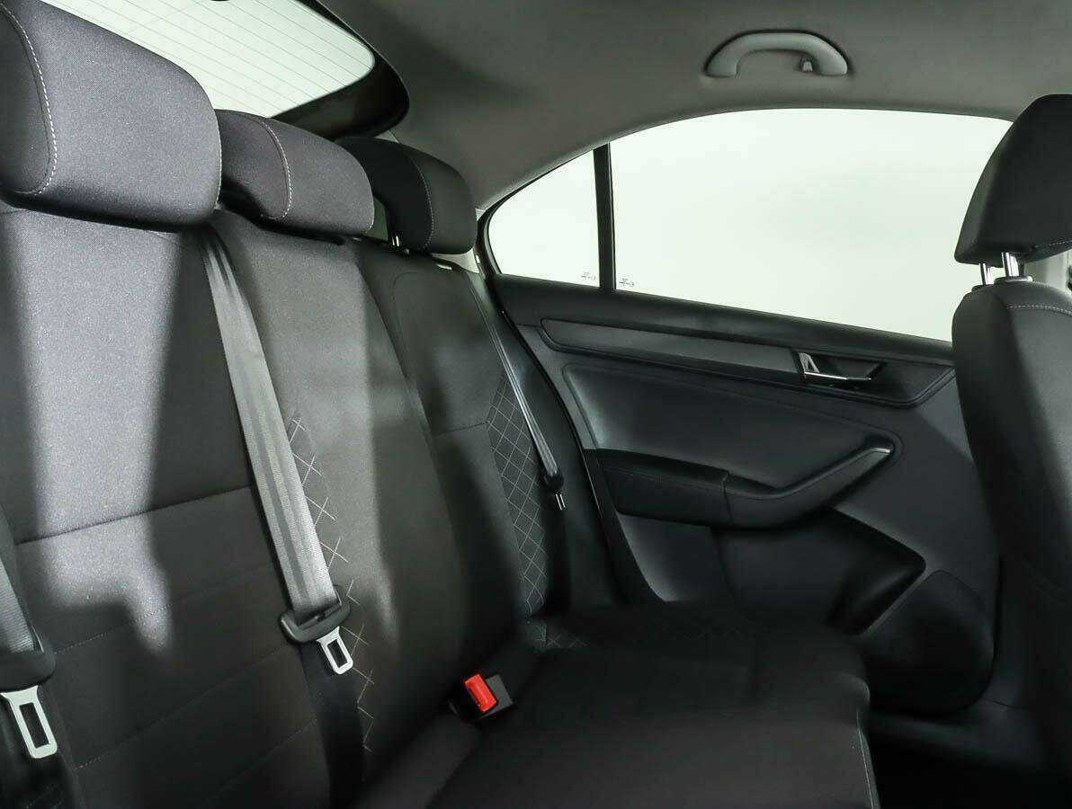 Б/У Шкода Рапид 2020 года. Фото: #8