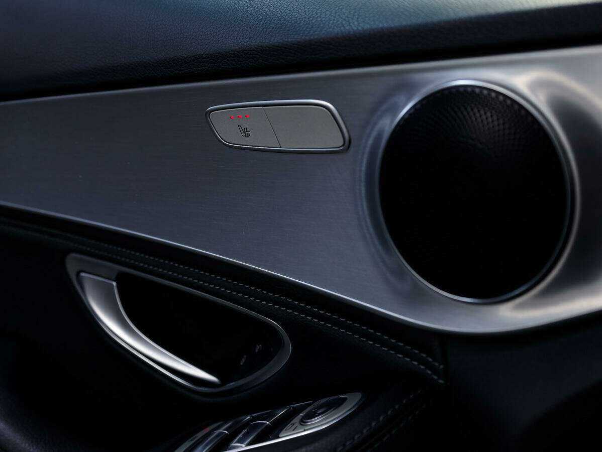 Б/У Мерседес-Бенц Ц-Класс 2014 года. Фото: #20