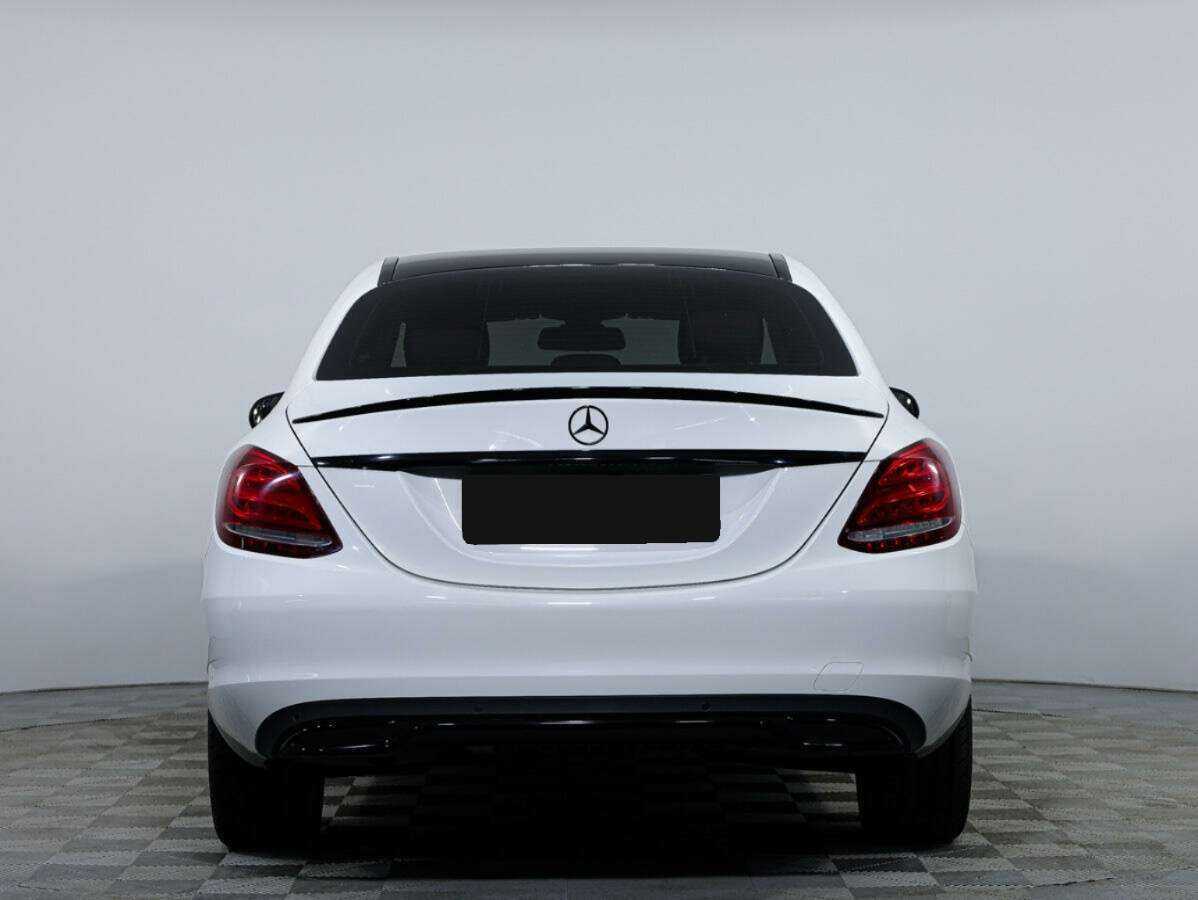 Б/У Мерседес-Бенц Ц-Класс 2015 года. Фото: #5