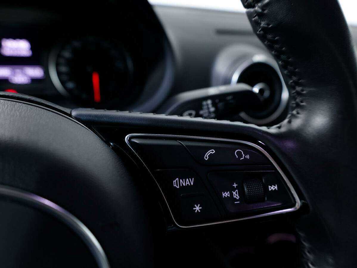 Б/У Ауди А3 2018 года. Фото: #14