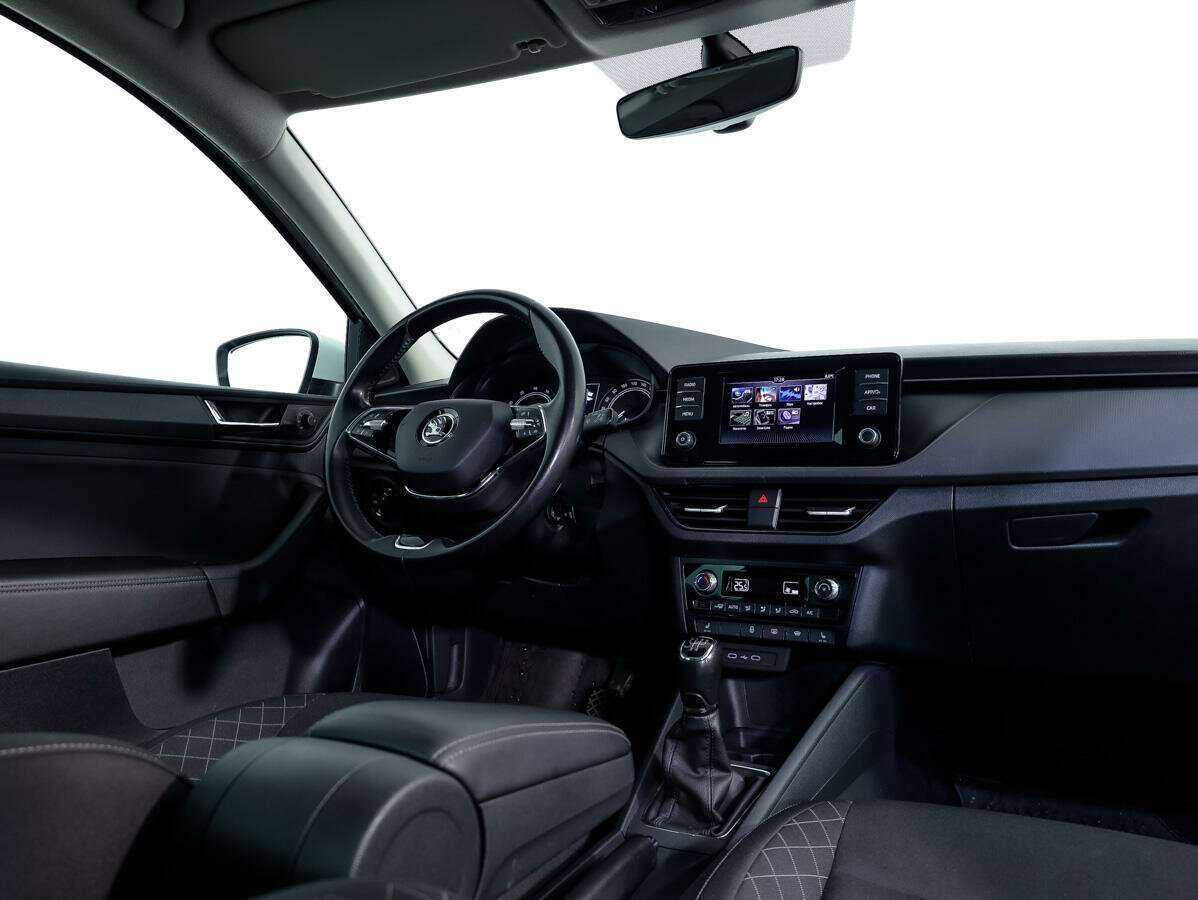 Б/У Шкода Рапид 2021 года. Фото: #6