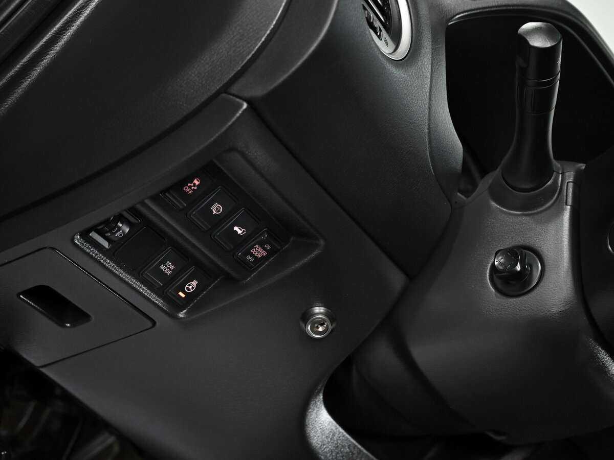 Б/У Ниссан Патфайндер 2015 года. Фото: #11