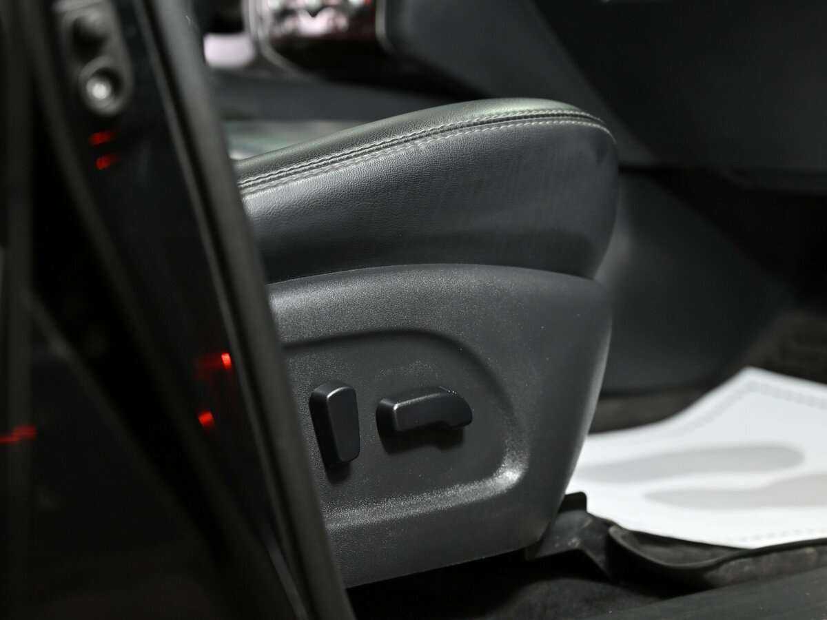 Б/У Ниссан Патфайндер 2015 года. Фото: #16