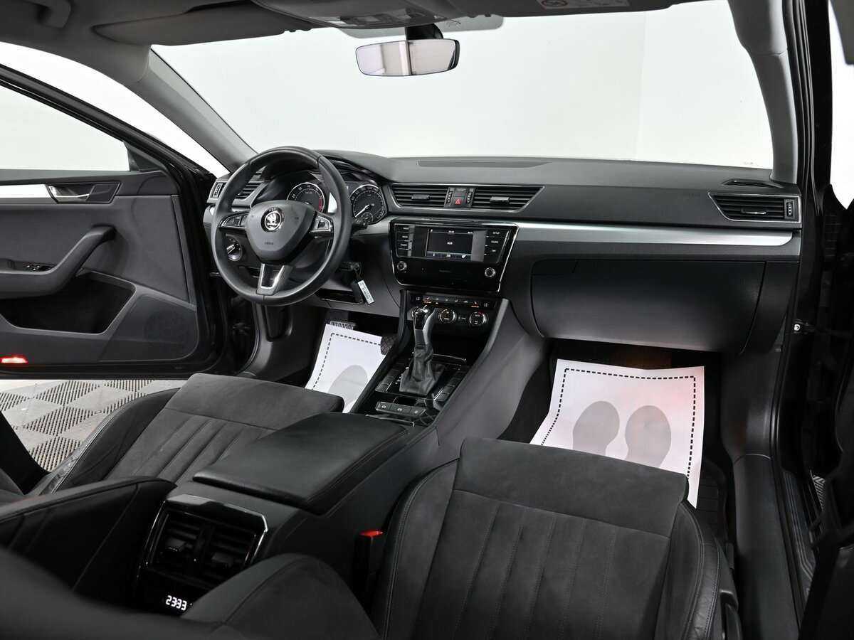 Б/У Шкода Суперб 2016 года. Фото: #4