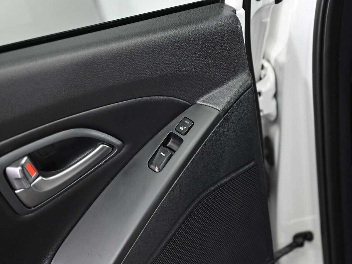 Б/У Хендай ай-икс35 2014 года. Фото: #6