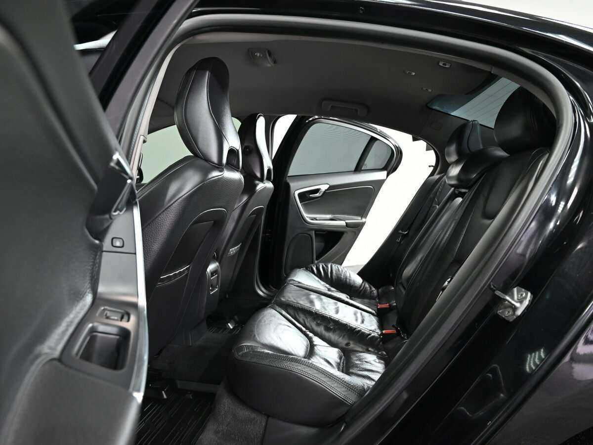 Б/У Вольво С60 2013 года. Фото: #11