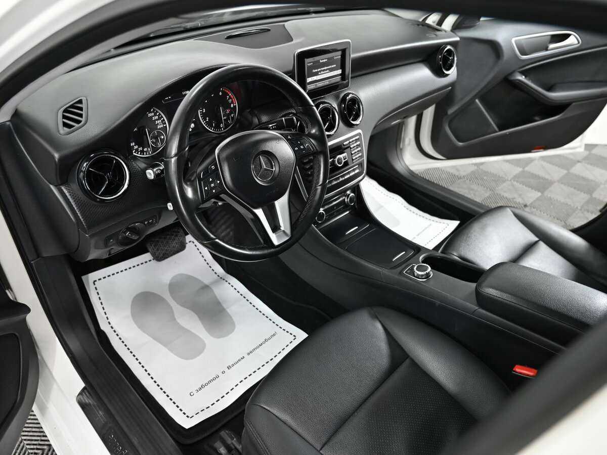 Б/У Мерседес-Бенц А-Класс 2014 года. Фото: #4