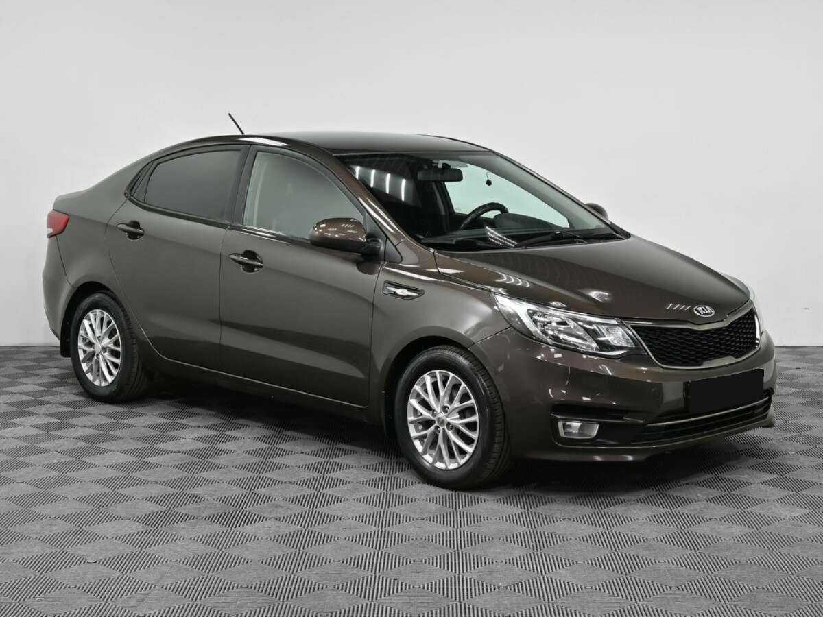 Б/У Киа Рио 2017 года. Фото: #2