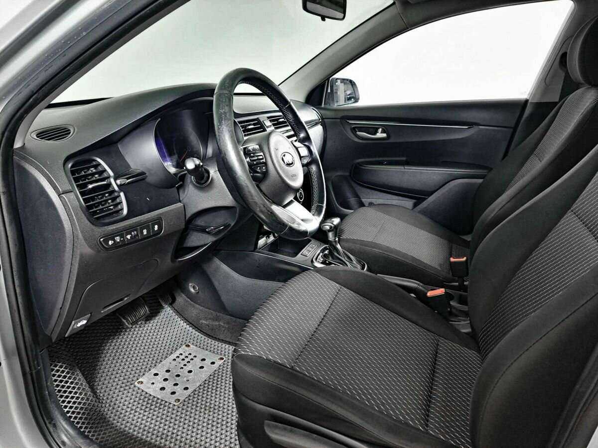 Б/У Киа Рио 2018 года. Фото: #11