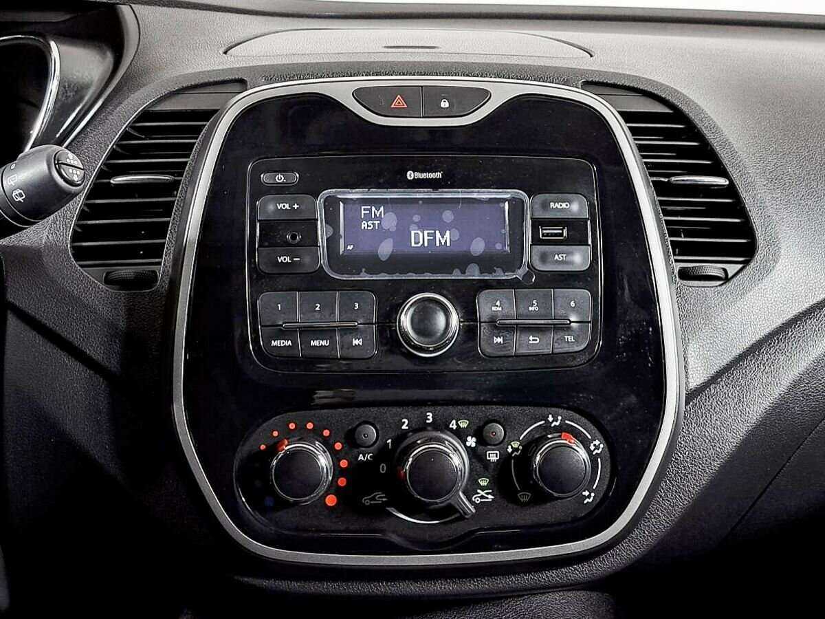 Б/У Рено Каптюр 2018 года. Фото: #9