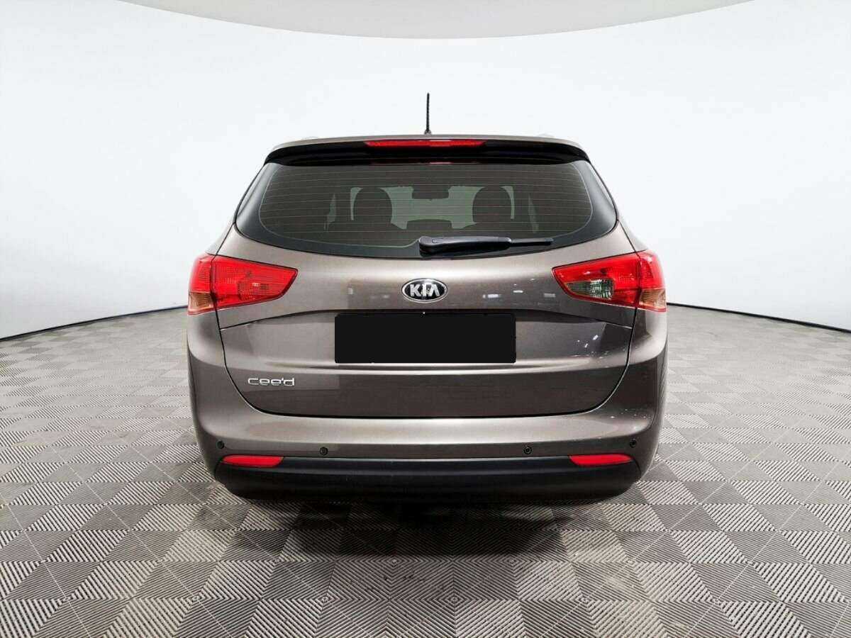 Б/У Киа Сид 2015 года. Фото: #5