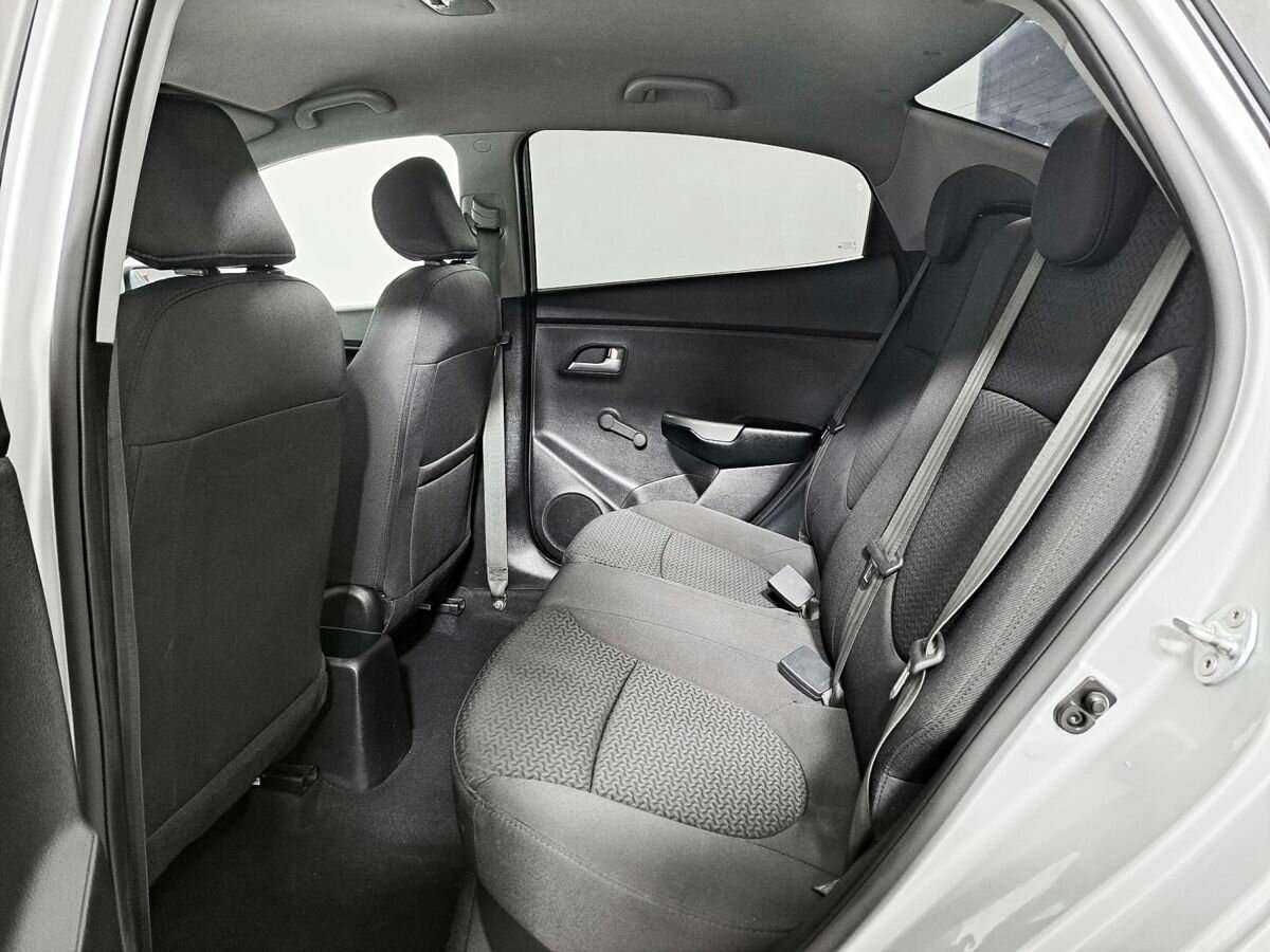 Б/У Киа Рио 2017 года. Фото: #7