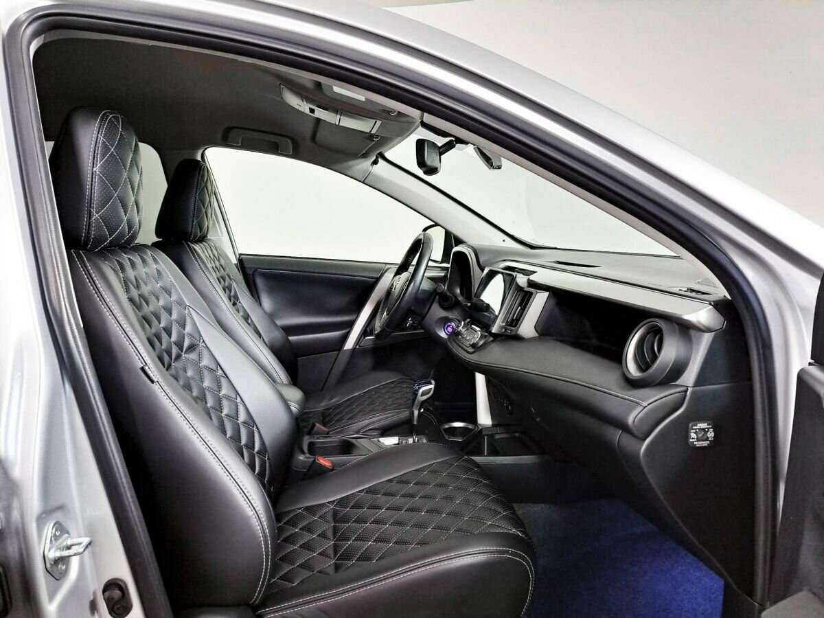 Б/У Тойота Рав4 2015 года. Фото: #5