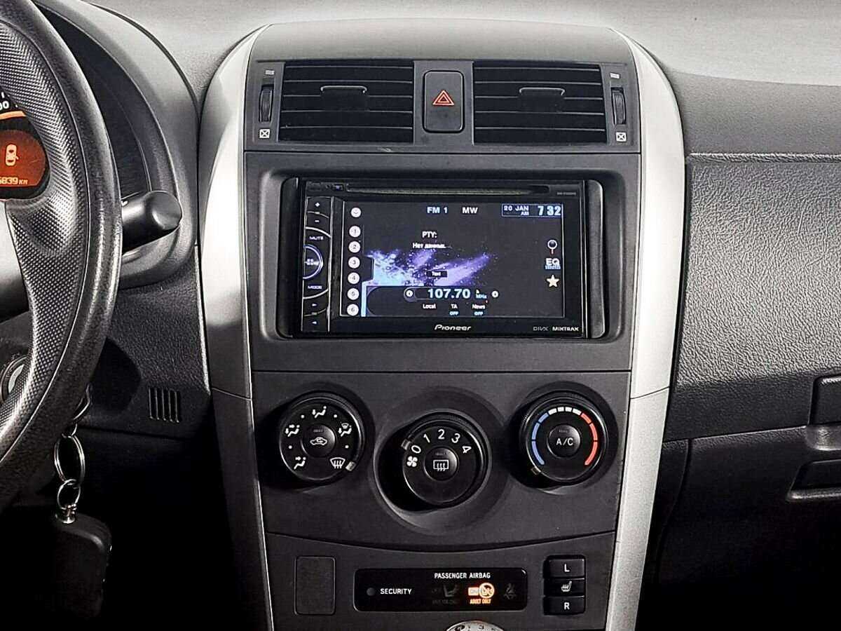 Б/У Тойота Королла 2012 года. Фото: #12