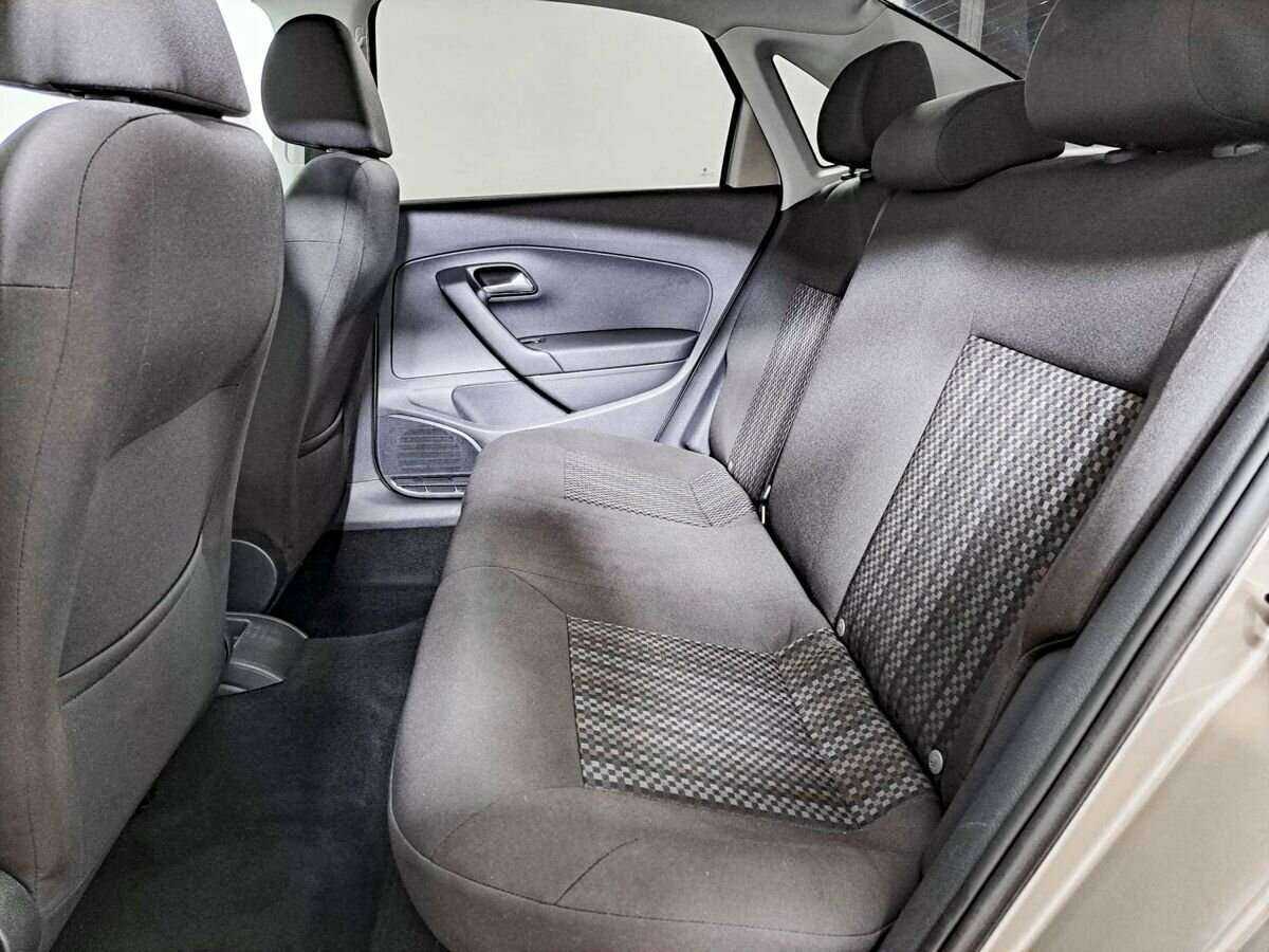 Б/У Фольксваген Поло 2018 года. Фото: #8