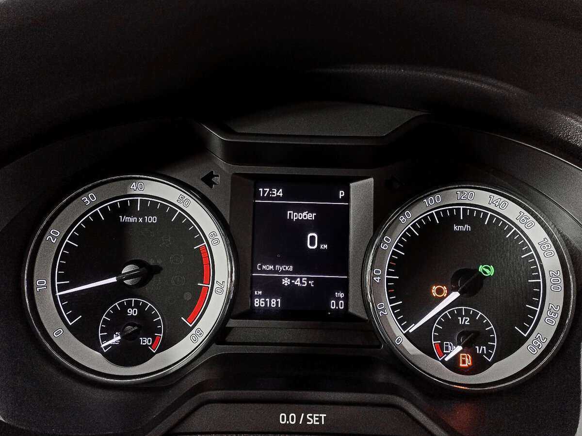 Б/У Шкода Октавия 2018 года. Фото: #10