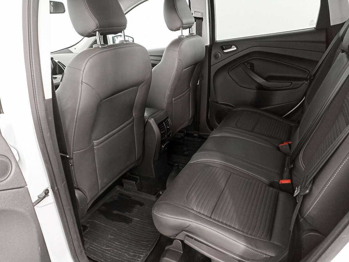 Б/У Форд Куга 2018 года. Фото: #9