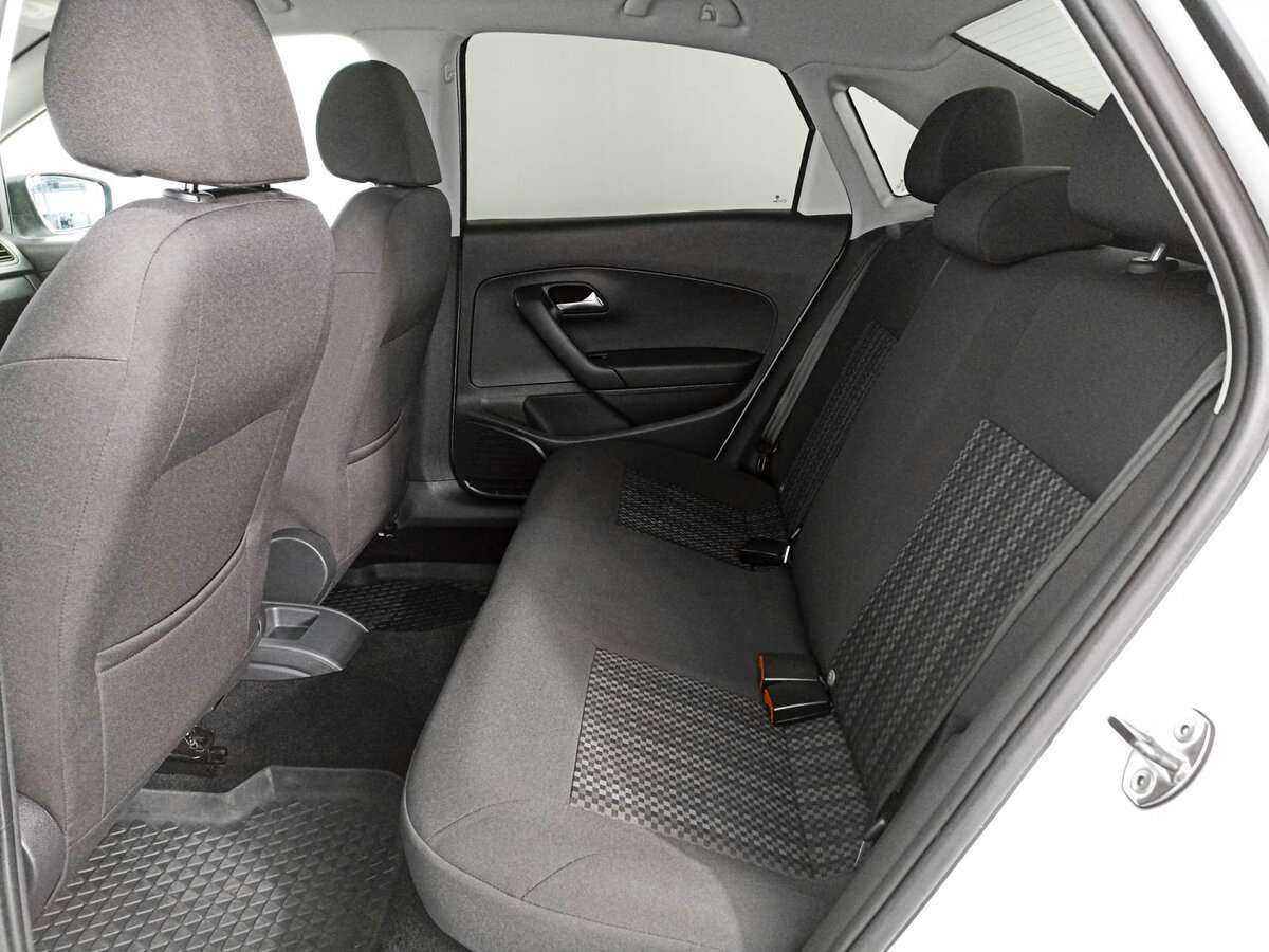 Б/У Фольксваген Поло 2018 года. Фото: #8