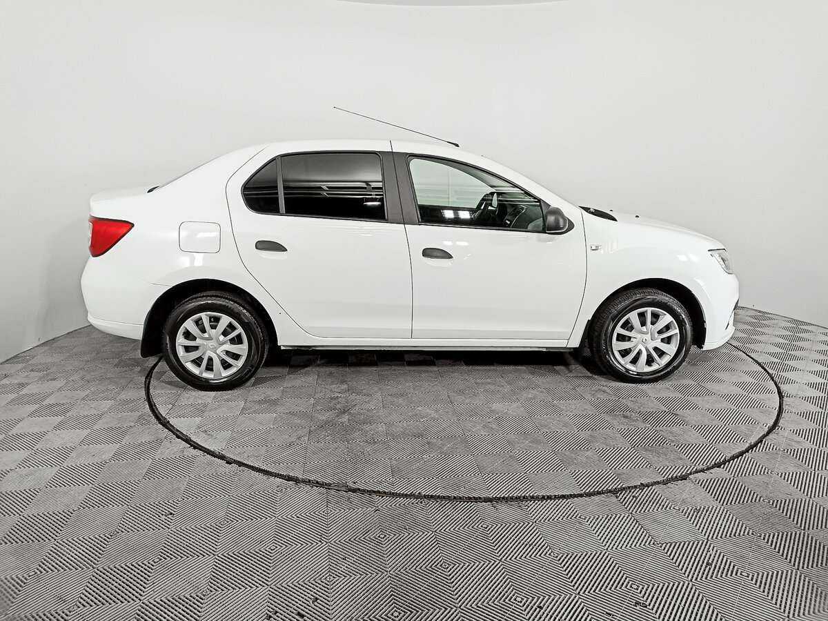 Б/У Рено Логан 2018 года. Фото: #3