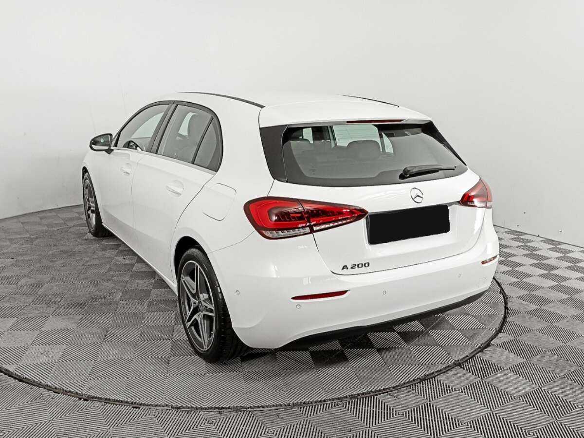 Б/У Мерседес-Бенц А-Класс 2018 года. Фото: #6