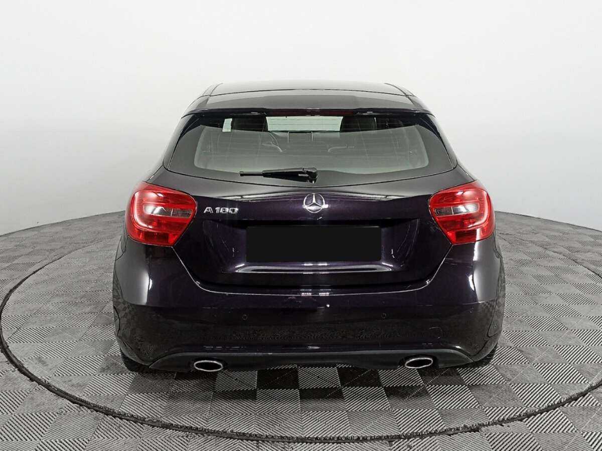 Б/У Мерседес-Бенц А-Класс 2014 года. Фото: #4