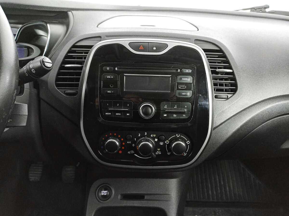 Б/У Рено Каптюр 2016 года. Фото: #12