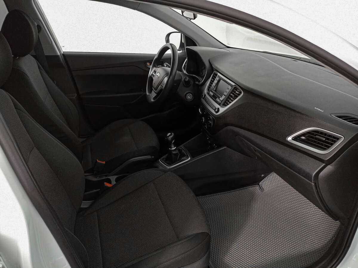 Б/У Хендай Солярис 2017 года. Фото: #8