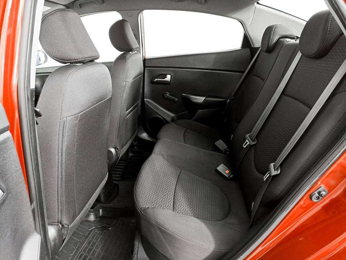 Б/У Киа Рио 2016 года. Фото: #8