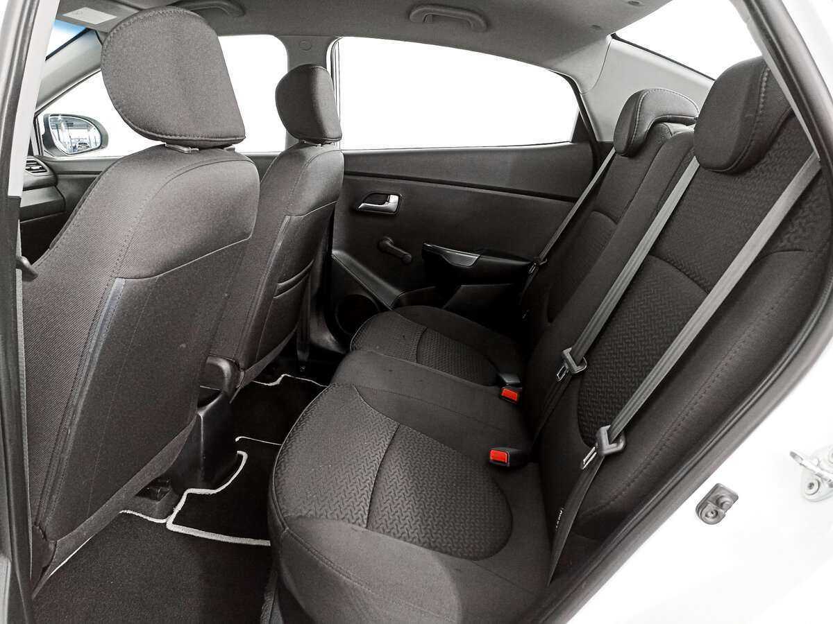 Б/У Киа Рио 2015 года. Фото: #7