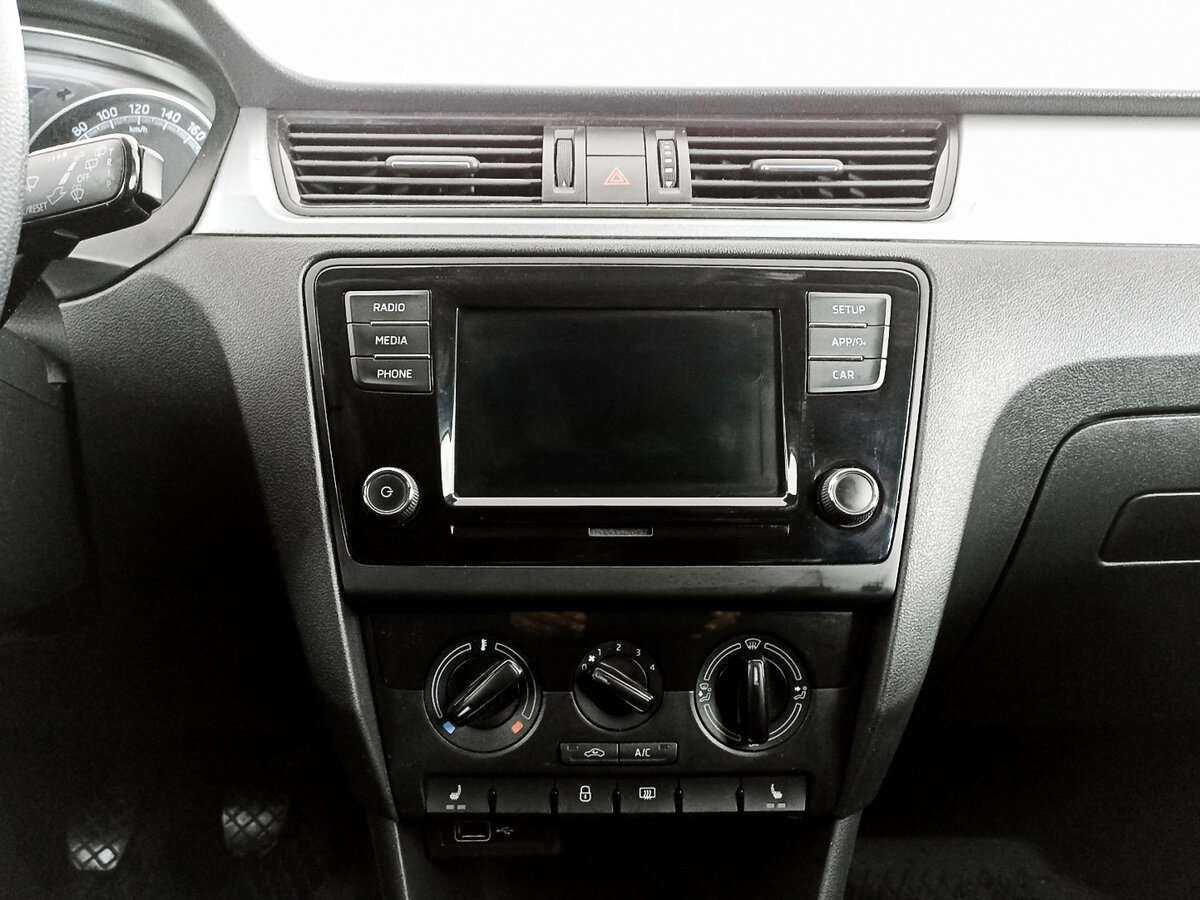 Б/У Шкода Рапид 2019 года. Фото: #12