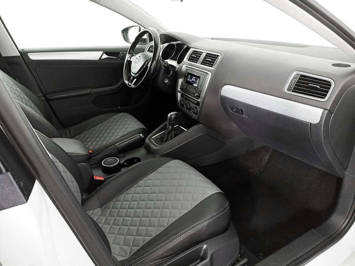 Б/У Фольксваген Джетта 2016 года. Фото: #10