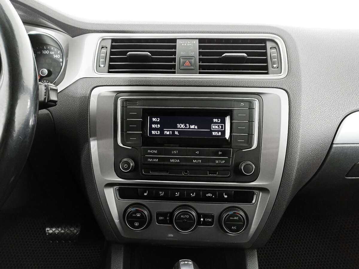 Б/У Фольксваген Джетта 2016 года. Фото: #14