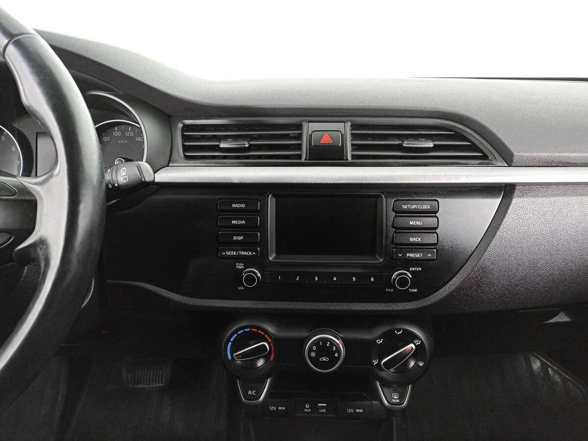 Б/У Киа Рио 2017 года. Фото: #12