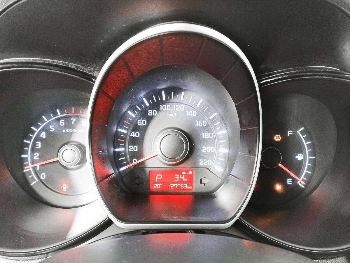 Б/У Киа Рио 2017 года. Фото: #10