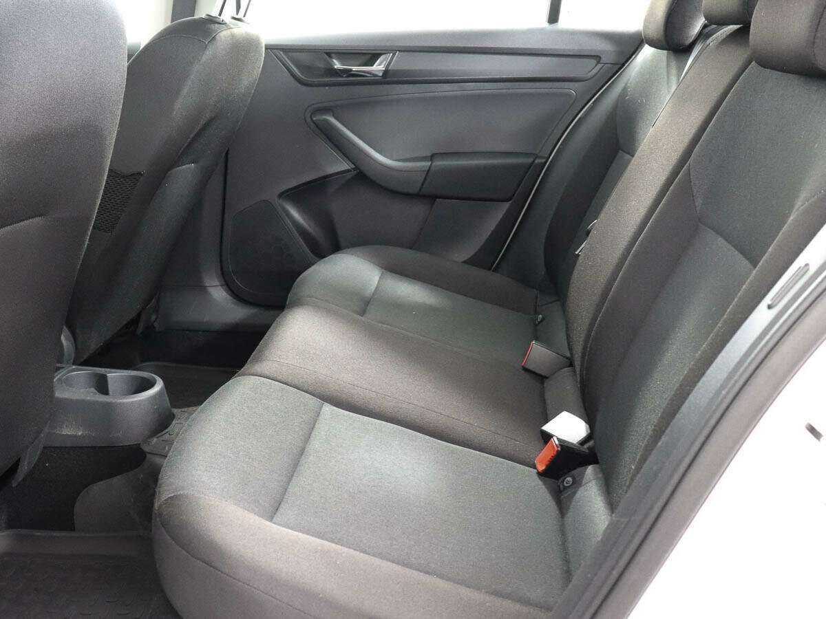 Б/У Шкода Рапид 2019 года. Фото: #8