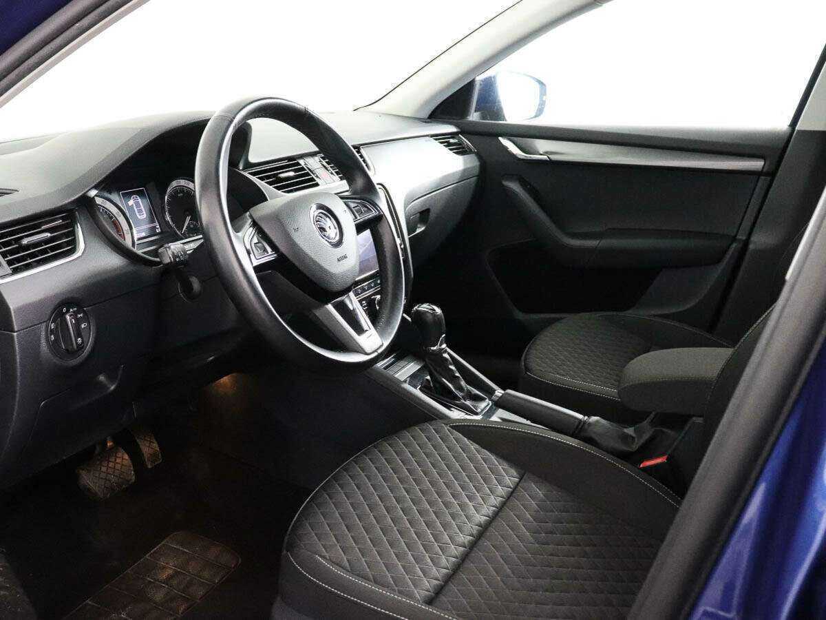 Б/У Шкода Октавия 2018 года. Фото: #7