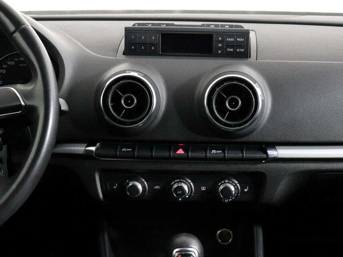 Б/У Ауди А3 2014 года. Фото: #11