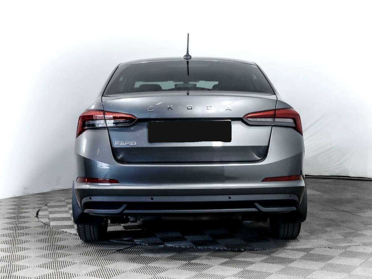 Б/У Шкода Рапид 2021 года. Фото: #4