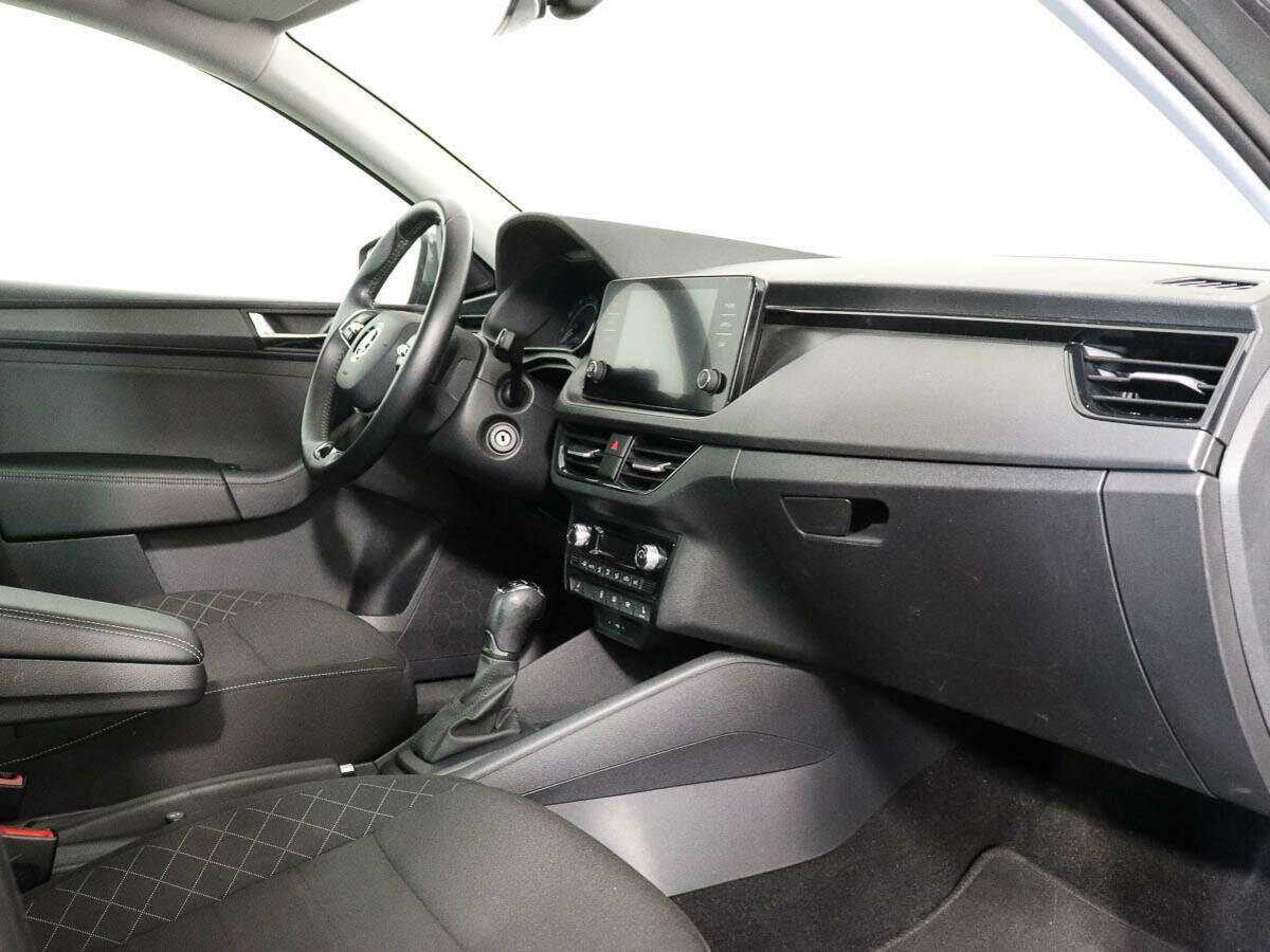 Б/У Шкода Рапид 2021 года. Фото: #6