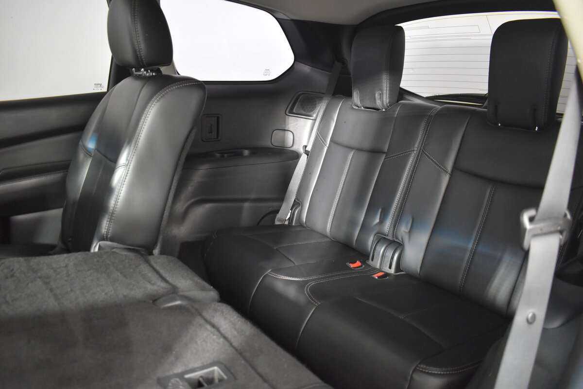 Б/У Ниссан Патфайндер 2015 года. Фото: #10