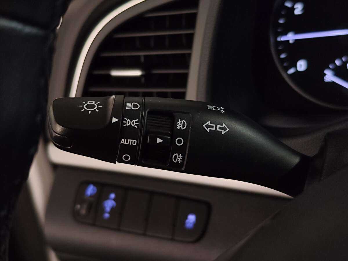 Б/У Хендай Елантра 2016 года. Фото: #16